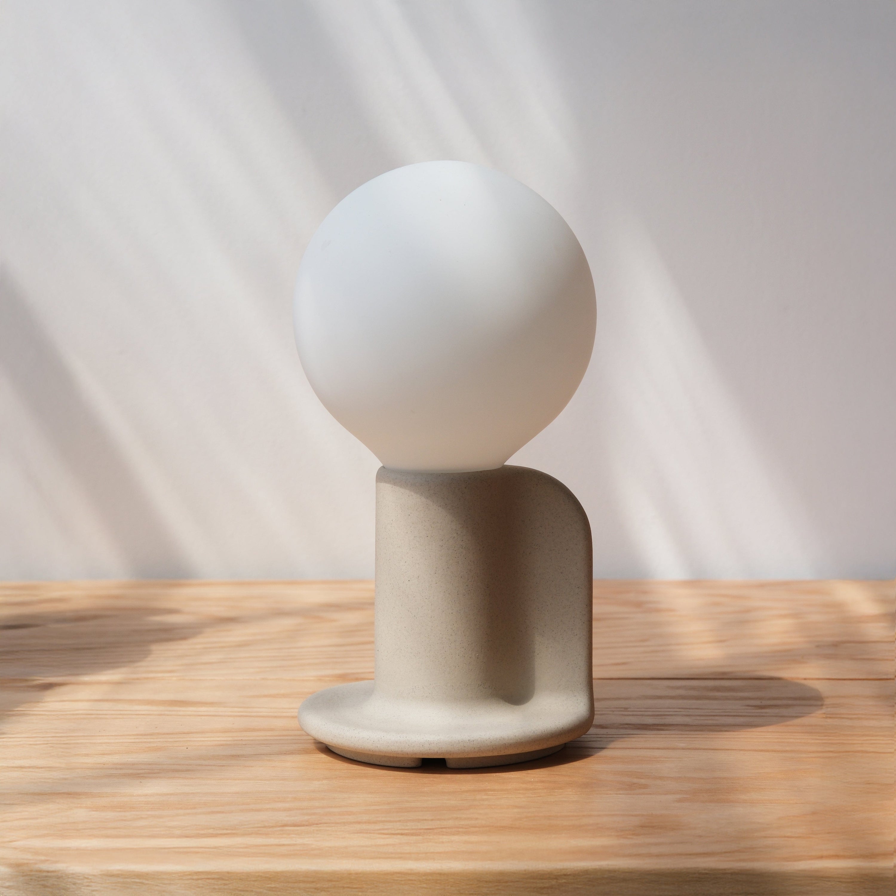 Misewell Lamps Bone / On/Off Q Lamp