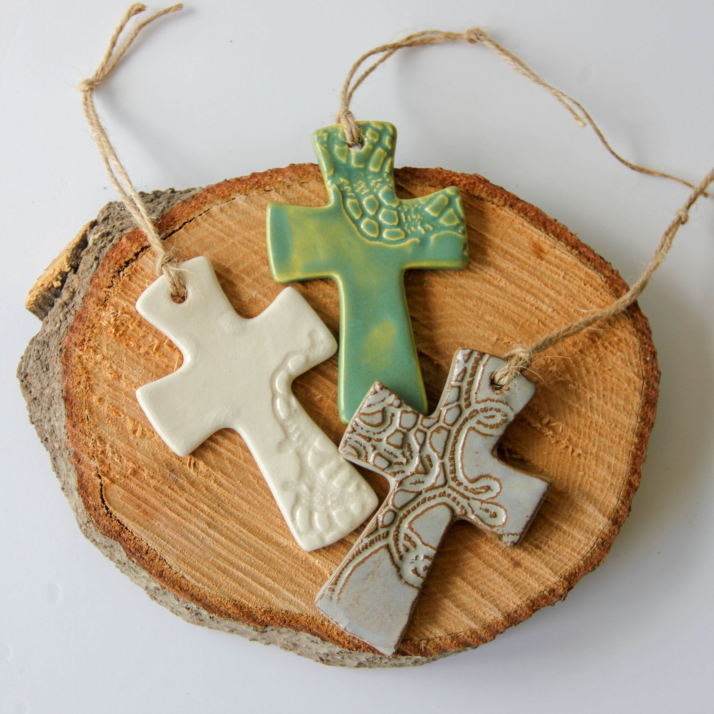 prodigalpottery Ceramic Oyster Shell/Red Flared Cross Ornament