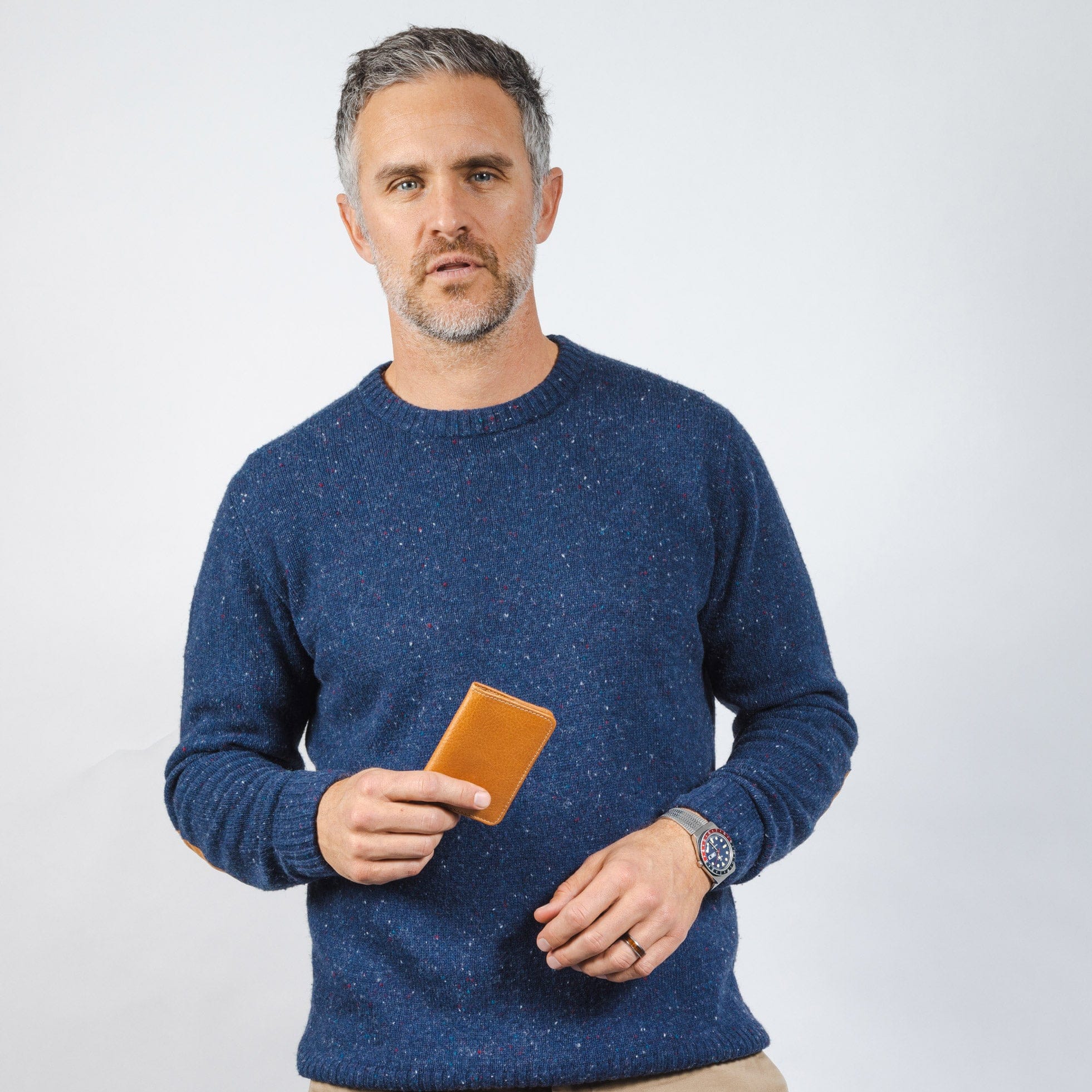 CASUPO Small Bifold Compact Bifold with RFID protection - Natural