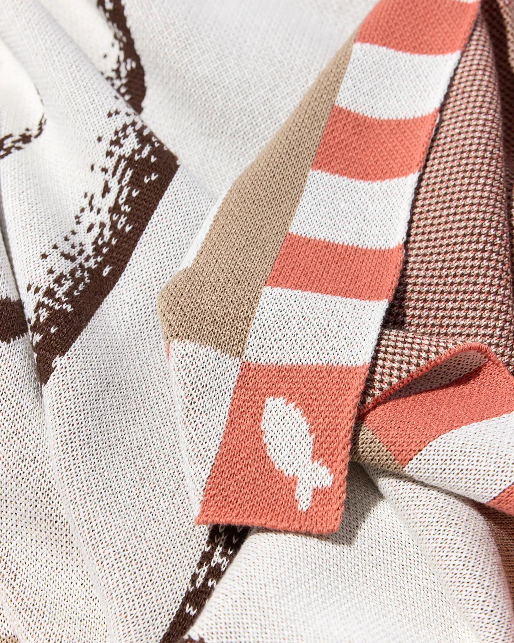 Biquette Throw Blanket Lovebirds - Throw Blanket