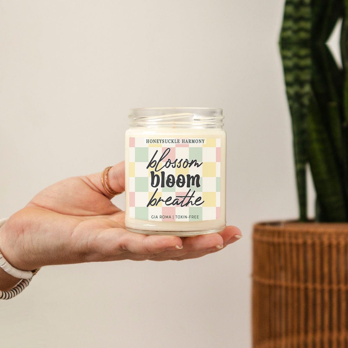 Gia Roma Candle Honeysuckle Harmony Candle