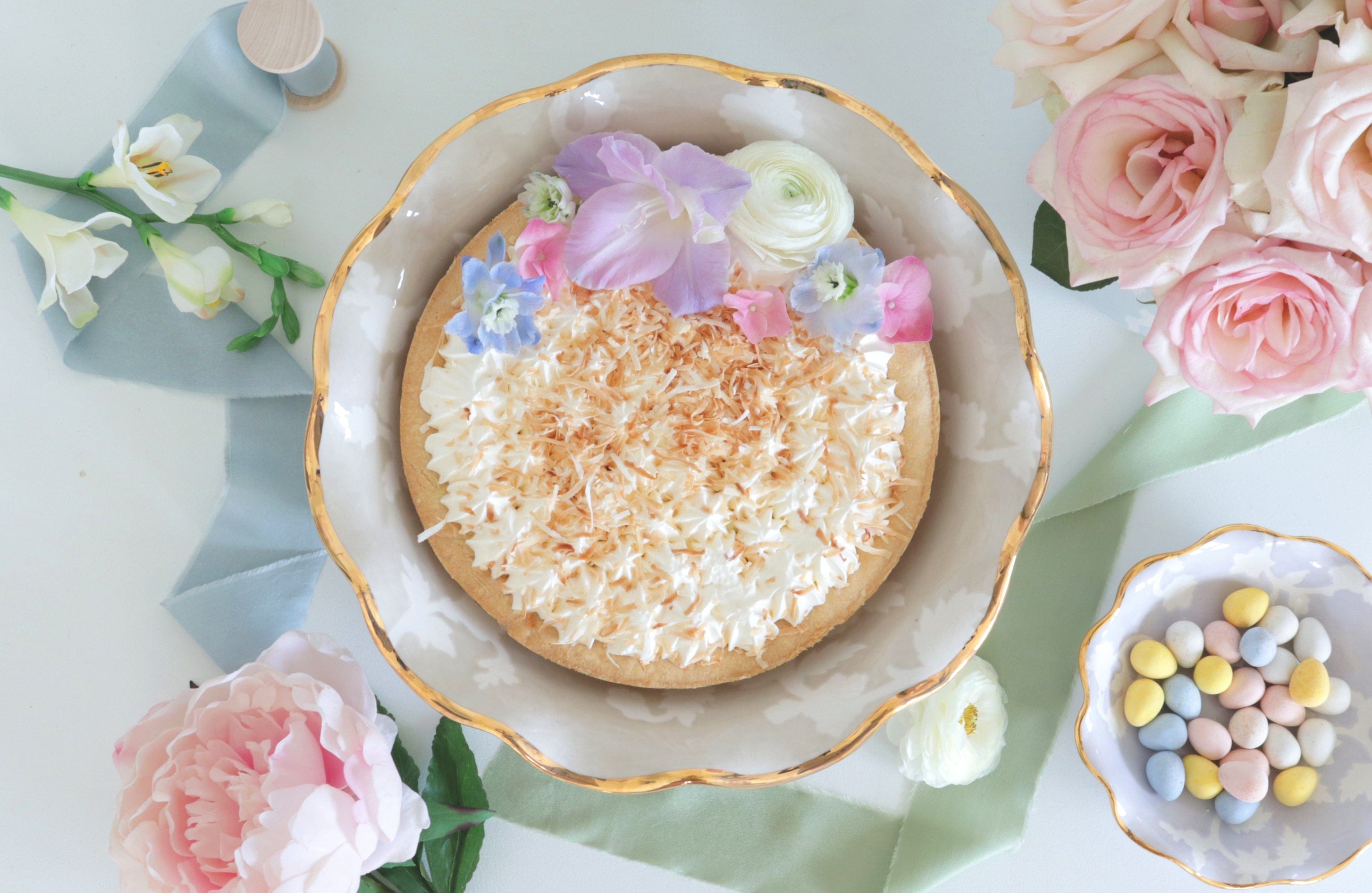 Ruby Clay Company Tray Chinoiserie Dreams Scalloped Bowls with 22K Gold Accent
