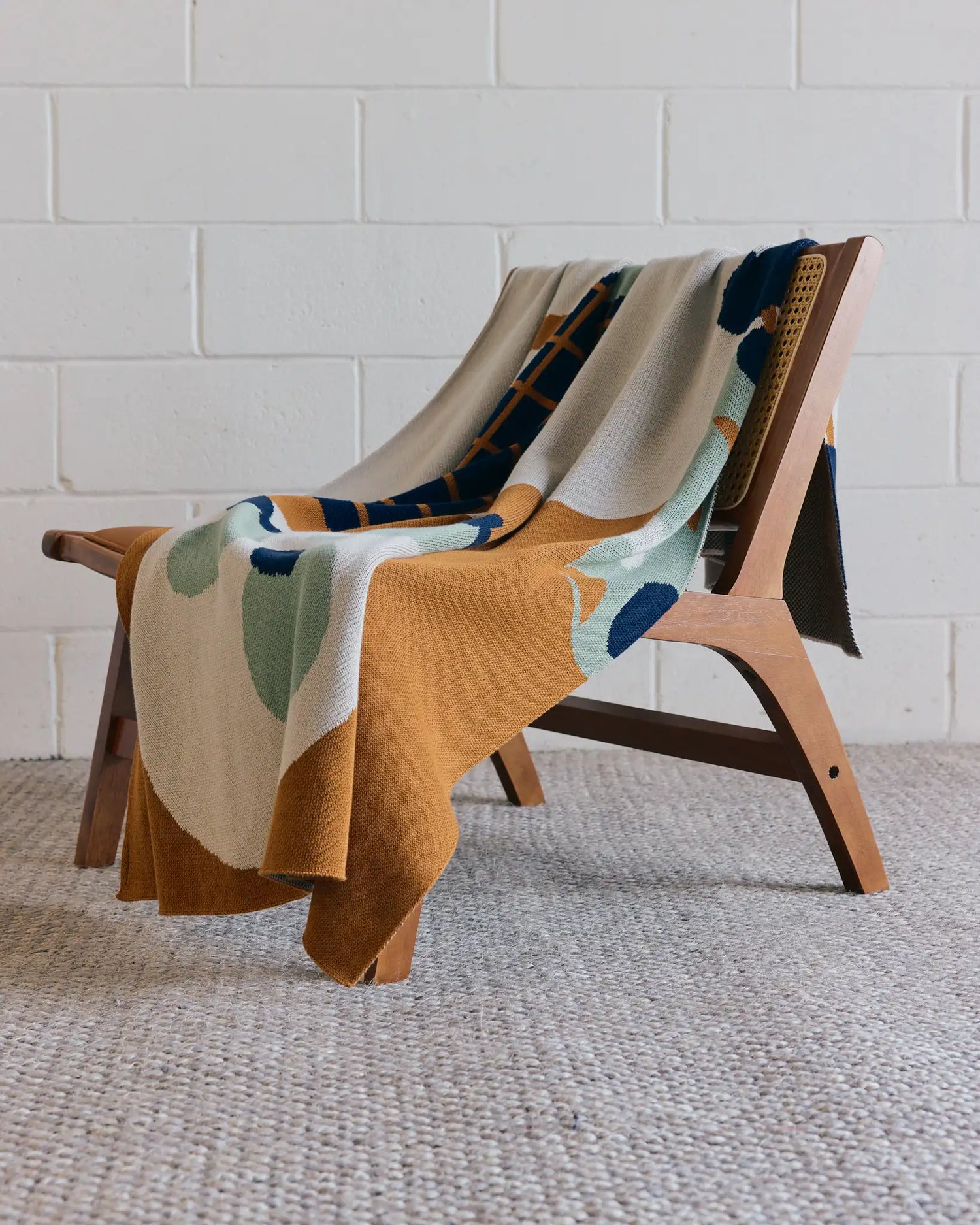 Biquette Throw Blanket Breakfast - Throw Blanket
