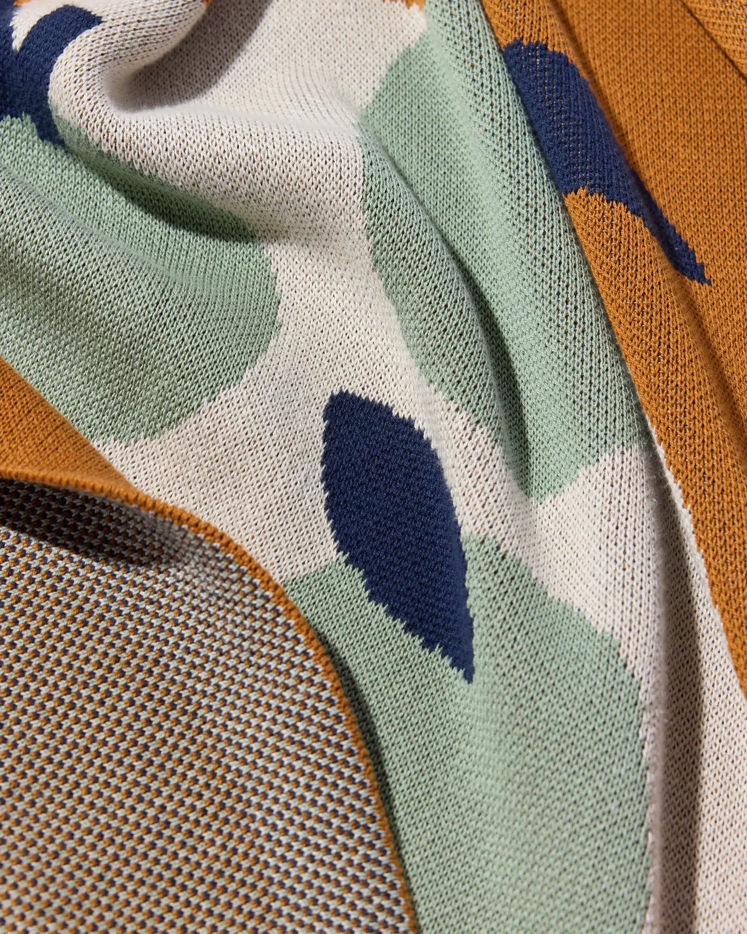 Biquette Throw Blanket Breakfast - Throw Blanket