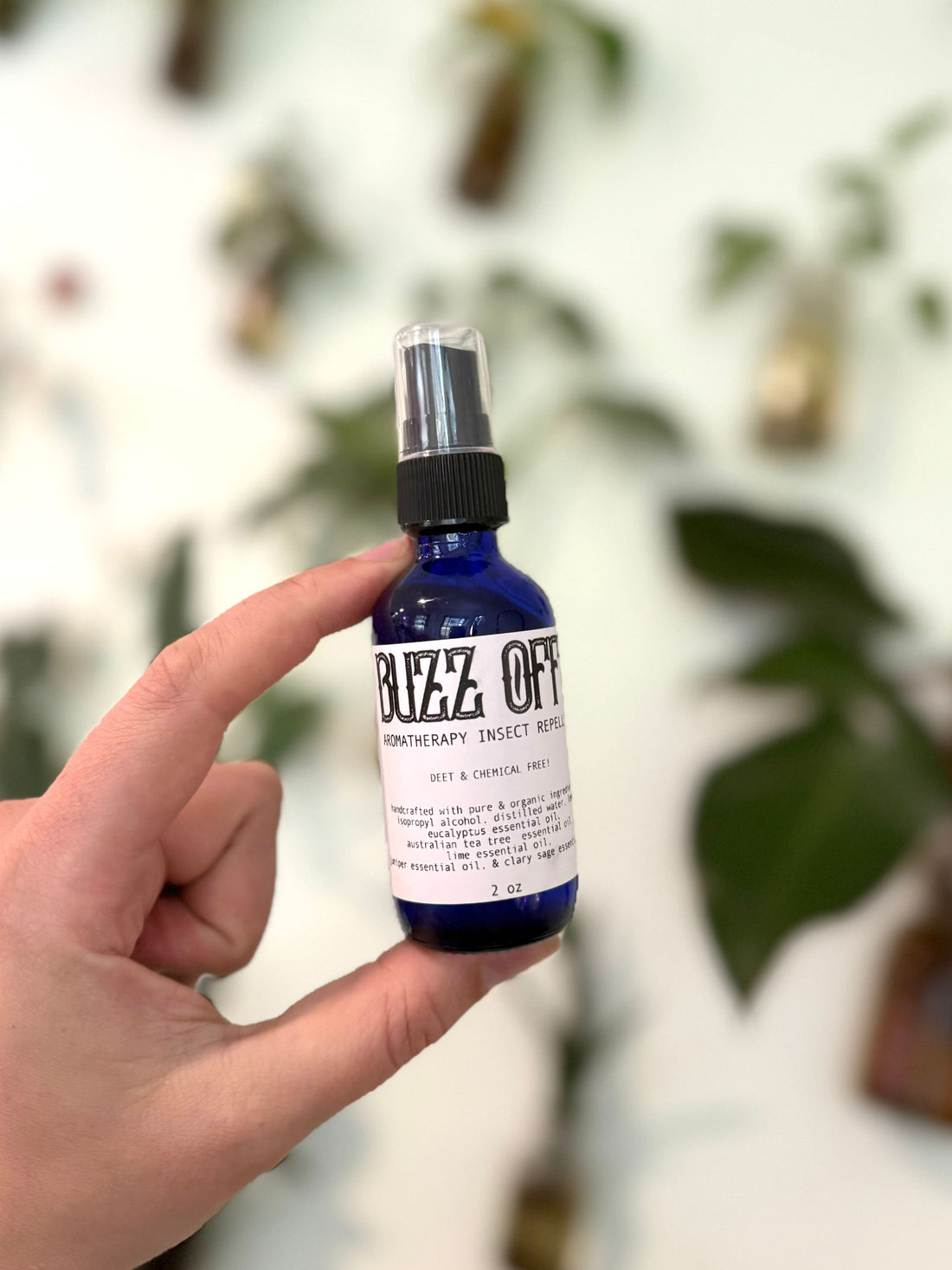 Apotheke DuJardin bug spray BUZZ OFF! - Aromatherapy Insect Repellent