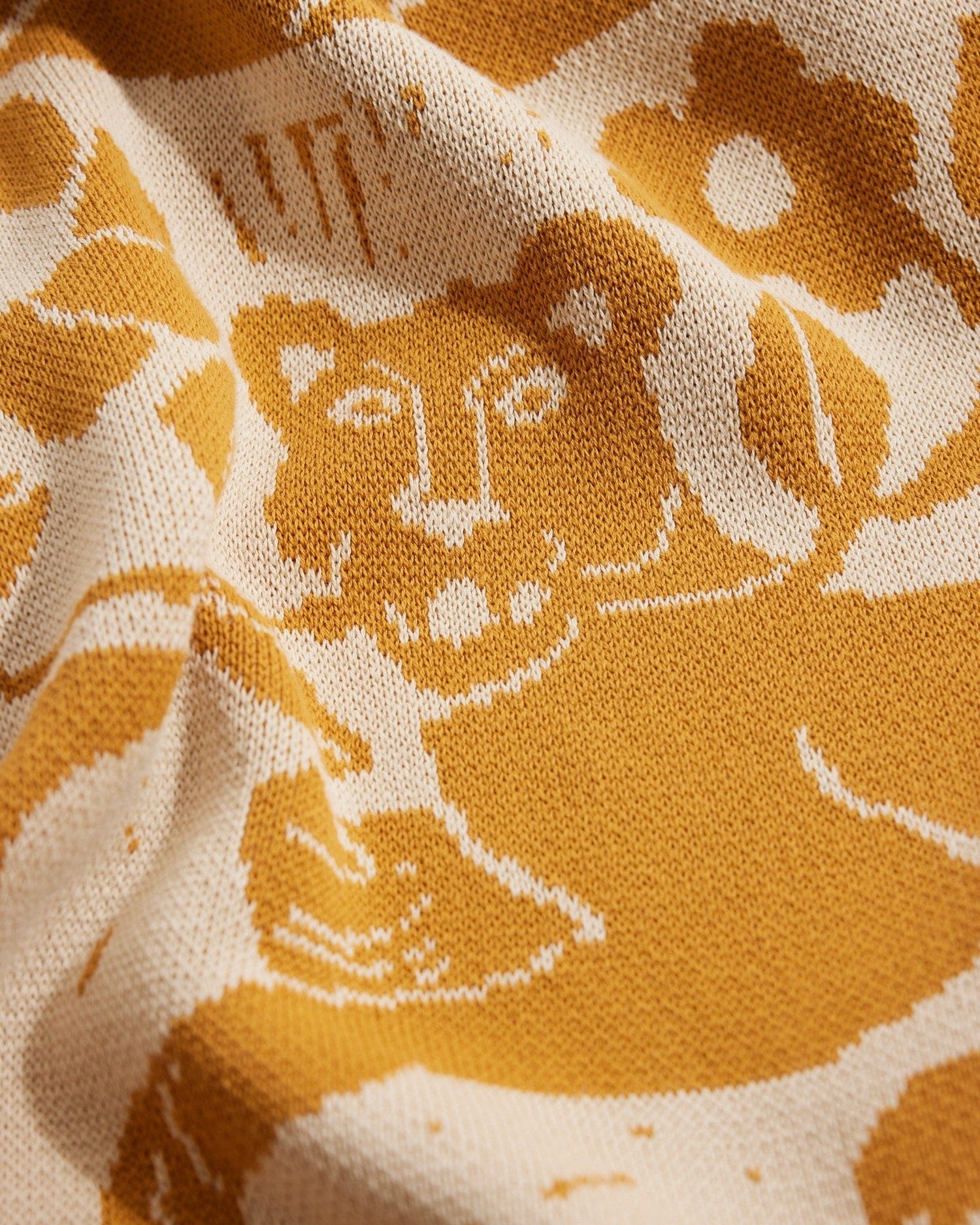 Biquette Throw Blanket Imagination
