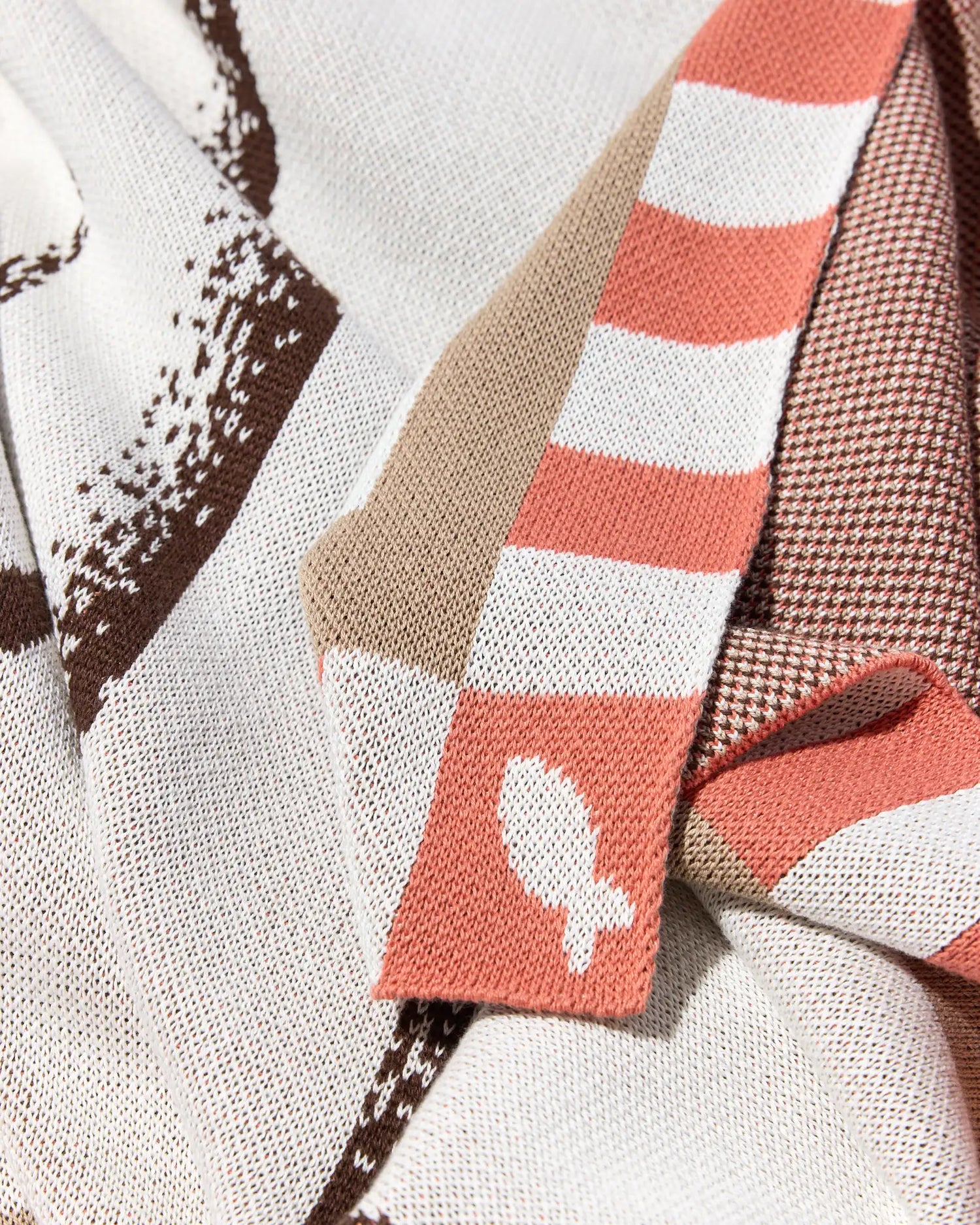 Biquette Throw Blanket Lovebirds - Throw Blanket
